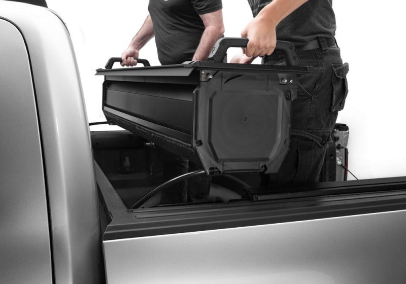 Retrax 21-26 Ford F-150 SuperCrew/SuperCab/Reg Cab 6.5ft Bed RetraxPRO EZ-Off FRC-4000