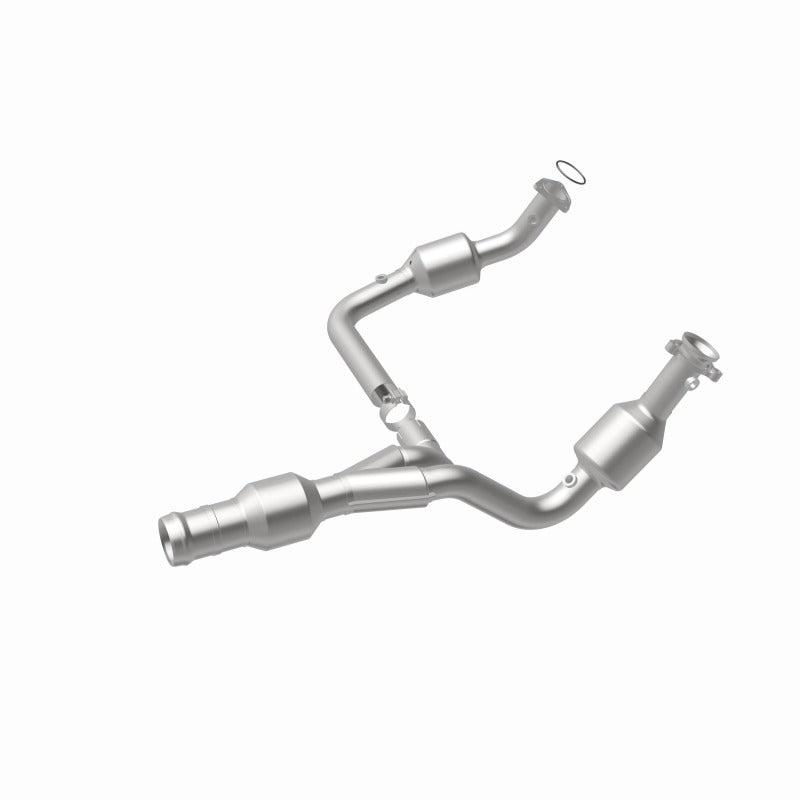 MagnaFlow 11-14 Escalade 6.2 Underbody Direct Fit Converter