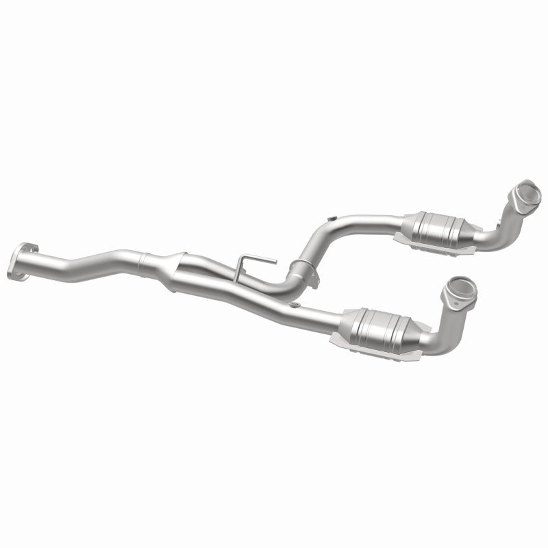 MagnaFlow Direct Fit Catalytic Converter 07 Jeep Liberty 3.7L OEM