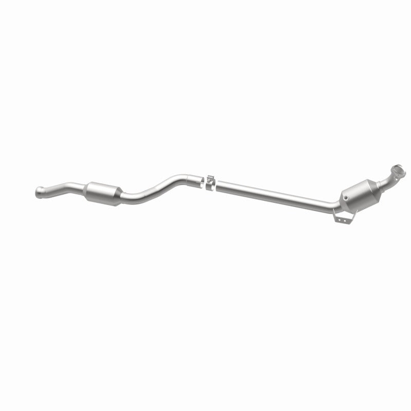 MagnaFlow 10-12 GLK350 V6 3.5 OEM Underbody Direct Fit Converter