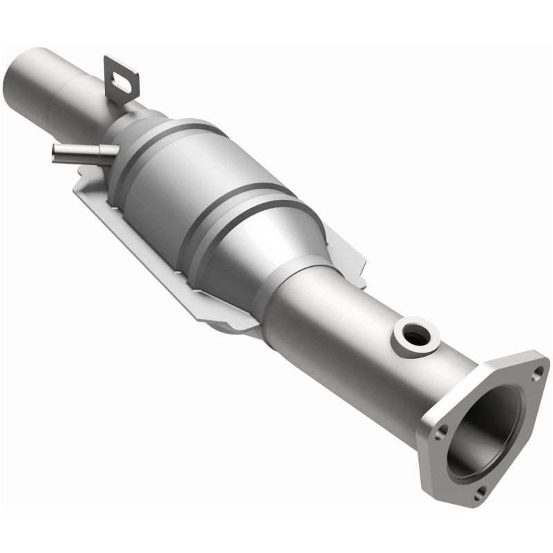 MagnaFlow Direct Fit Catalytic Converter 95 Volkswagen Golf 2.8L